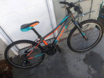Kids Giant 24 inch XTC Jr Mountain bike
