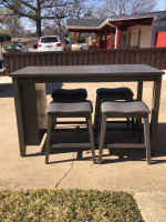 Dining table set(delivery available)