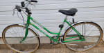 Vintage Schwinn Collegiate 3 Speed Bike