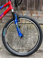 Gary Fisher Sugar 3 full-suspension mountain bike (Bright Red)