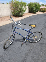 Men's Fuji Cambridge 21 speed road bike. Aqua, rarely used!