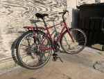 Momentum Street 7 Speed Commuter Bike