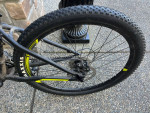 GIANT MOUNTAIN BIKE SIZE ADULT SMALL