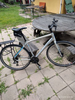 Fuji Absolute 1.9 hybrid comfort road bike