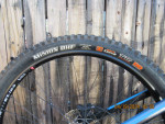 '16 GIANT TRANCE 3 W/EXTRA MAXXIS TIRES