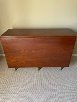 ANTIQUE CHERRY DROP LEAF TABLE