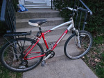 READY TO RIDE..QUALITY  MENS NOVARA MOUNTAIN  BIKE 5"2-5"6