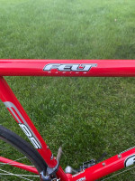 58cm CARBON Fork Felt Racing Road Bike Shimano Mavic