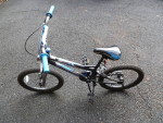 Very good condition Schwinn 18" bicycle / bike with training wheels
