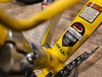 LIGHTWEIGHT CARBON/ALUMI .LEMOND ROAD BIKE LIKE NEW...CHECK OUT