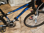 LIKE NEW. 24" TREK BOYS Bike Age 7-11
