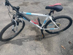 Gary Fisher Tassajara Mountain Bike 27 Spd 26"