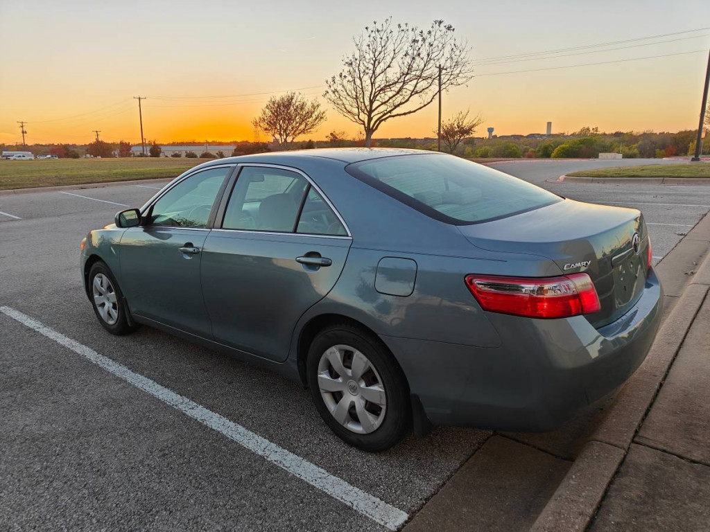 2007 Toyota Camry LE FWD 71,000 mi