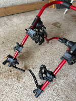 Yakima Super Joe 3 Bike Rack (Red)