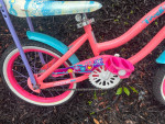 Little girls banana seat bike Fresh Beat 16”
