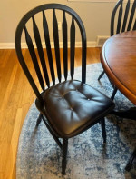 Dining room/kitchen table