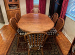 Solid oaks leaflet Table W/ 6 chairs