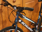 Schwinn Circuit Hybrid Bike 21 speeds,700c wheels disk brakes