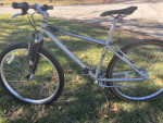 SMALLMEDIUM Specialized Hardrock Mountain Bike 3x8 Shimano Rockshocks