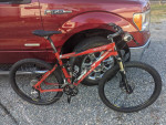 18.5" Mens Giant NRS Mountain Bike For sale