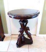 French Rosewood Hand-Carved Round Sculptural Tripod End Table w/3 Cats