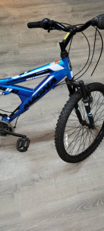 24 Magna Outreach 21 Speed Bike