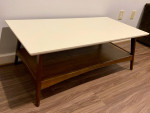 Coffee table - excellent condition