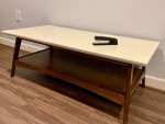 Coffee table - excellent condition