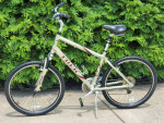 Trek Navigator 300 Hybrid Mountain Bike 24spd Deore Like New