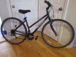 GIANT Innova; 5'1" to 5'4";hybrid;Shimano gears