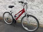 26" Women's Roadmaster 18-speed mountain bike for 5'6" to 5'10"