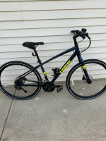 2022 Trek Verve 3 Disc Bicycle