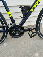 2022 Trek Verve 3 Disc Bicycle