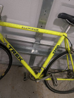 Trek road bike w Shimano parts
