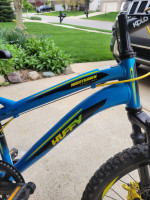 HUFFY 20 INCH FREE STYLE BIKE