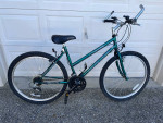 Women’s Mountain Bike, 26”, 21 speed