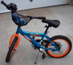 HOT WHEELS 16" DYNACRAFT BIKE BOYS BICYCLE WITH REV GRIP!