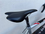 TREK 2200 ROADBIKE WITH ULTEGRA COMPONENTS