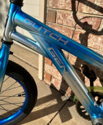 Genesis 18" Glitch Boy's Bike, Blue/Green