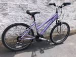 24" Girl's Schwinn mountain bike for ages 8 to 12 - Up to 5'1"