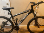 21 SPECIALIZED HARD ROCK Mountain Bicycle 18 inch frame DISC BRAKE