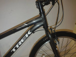 LIKE NEW TREK PRECALIBER 24" Pre Teen TRAIL BIKE