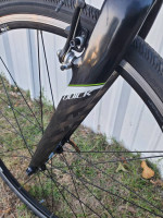 Medium Cannondale hybrid bike + brand new seat