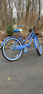 24” Huffy Cranbrook Girl’s/Women’s Beach Cruiser Bike Bicycle Like New