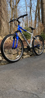 26” Trek 820 21 Speed Mountain Bike Bicycle Pristine Like New MINT