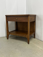 Broyhill - Brasilia Night stand / side table
