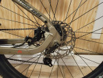 Haro Flightline Plus 27.5 Mountain Bike Size Medium
