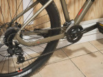 Haro Flightline Plus 27.5 Mountain Bike Size Medium