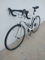 FUJI Cross 3.0 18 Speed Rigid Bicycle 52cm MS150 Road Bike