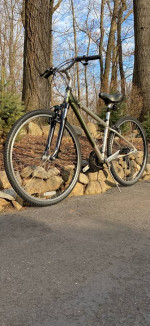 29” Trek 7100 21 Speed Hybrid Mountain Bike Bicycle Like New Condition